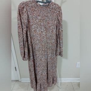 Sale!!!! Cottage Vibes. Floral Midi dress